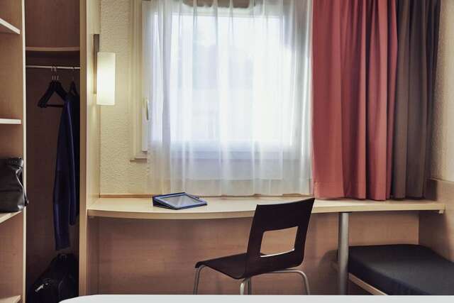 Отель Ibis Sofia Airport Hotel София-34